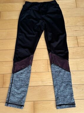 1st Kiss Black Leggings with Purple Mesh & Gray Heather Panels